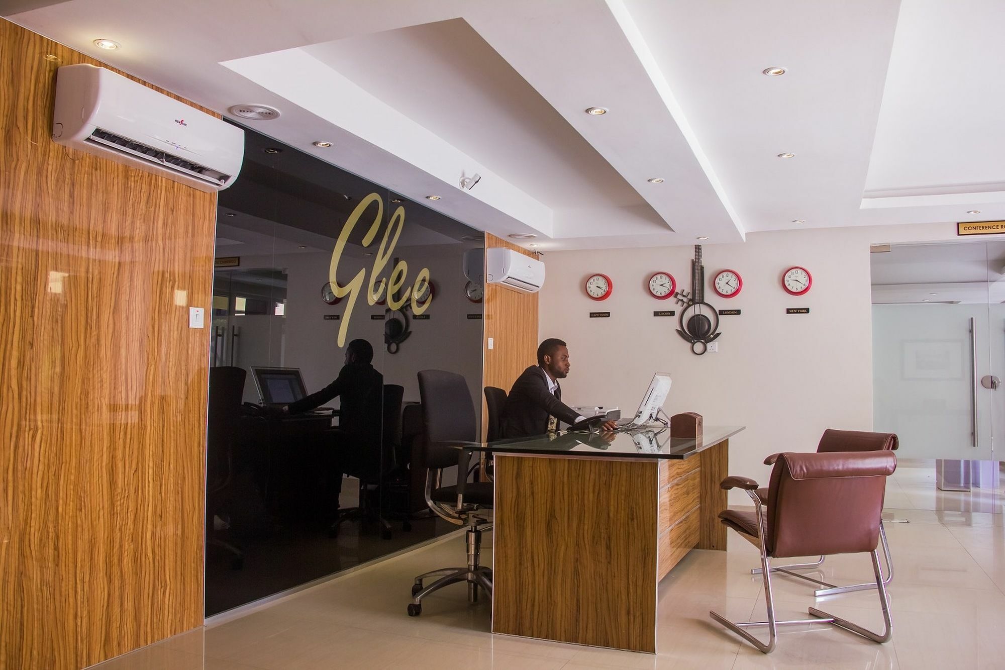 Glee Hotel Aliayabiagba 외부 사진